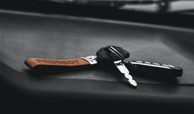 How To Fix Broken Car Key Loop?