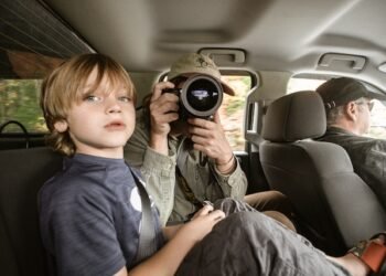 How to recline Britax Car Seat?