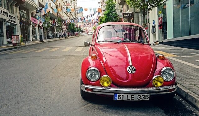 How To Start A Carbureted Car?