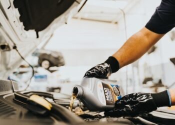 Is 10w40 Motorcycle Oil The Same As 10w40 Car Oil?