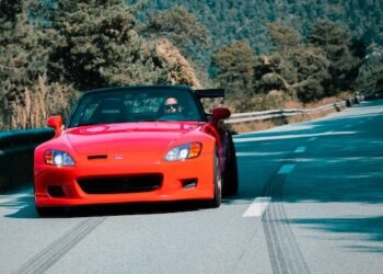 How Many Watts Can A 12v Car Outlet Handle?